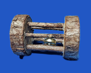 Spielrolle Holz mit Schelle  D=5 cm L= 7 cm