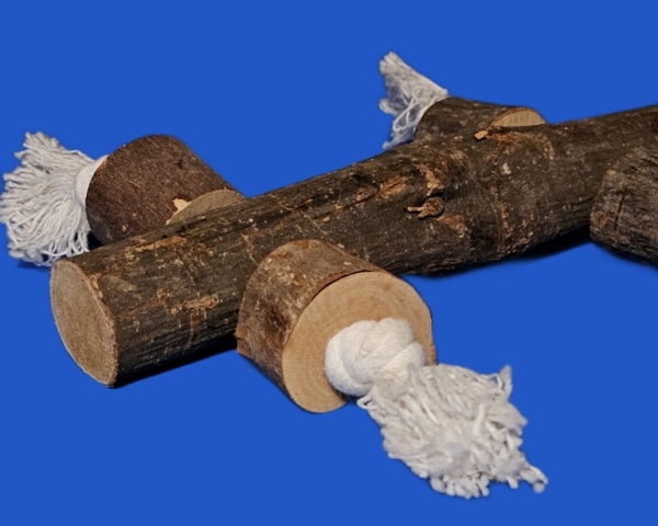 Sitzstange mit Tau  aus Rindenholz Länge ca. 21 cm  dm=23 mm