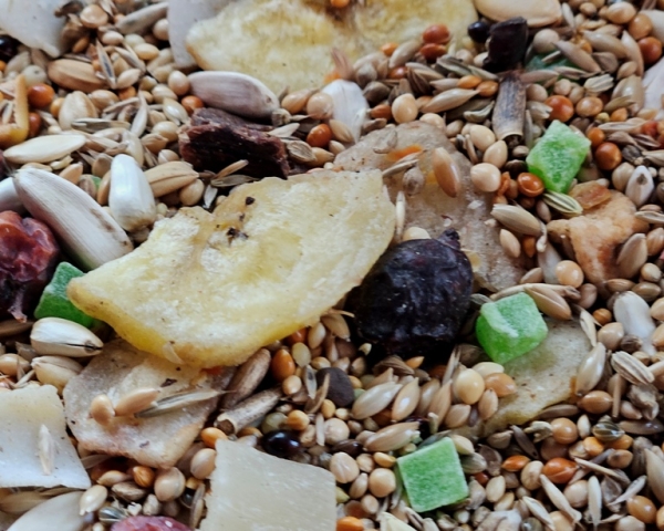 Ziegensittich Früchte - Beeren   1000 gr.